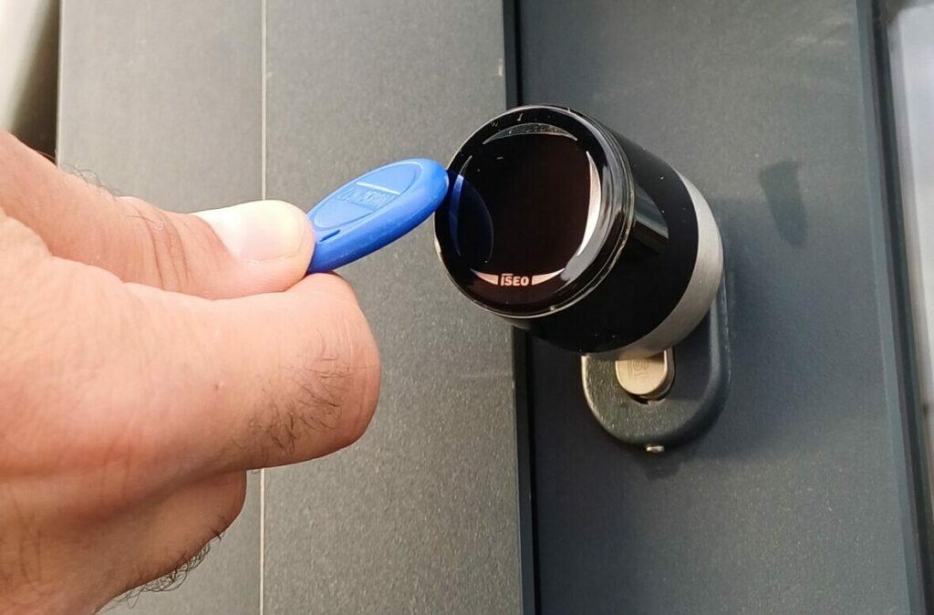 ams-protection-alarme-camera-videosurveillance-securite-ppms-intrusion-bayonne-anglet-pyrenees-atlantiques